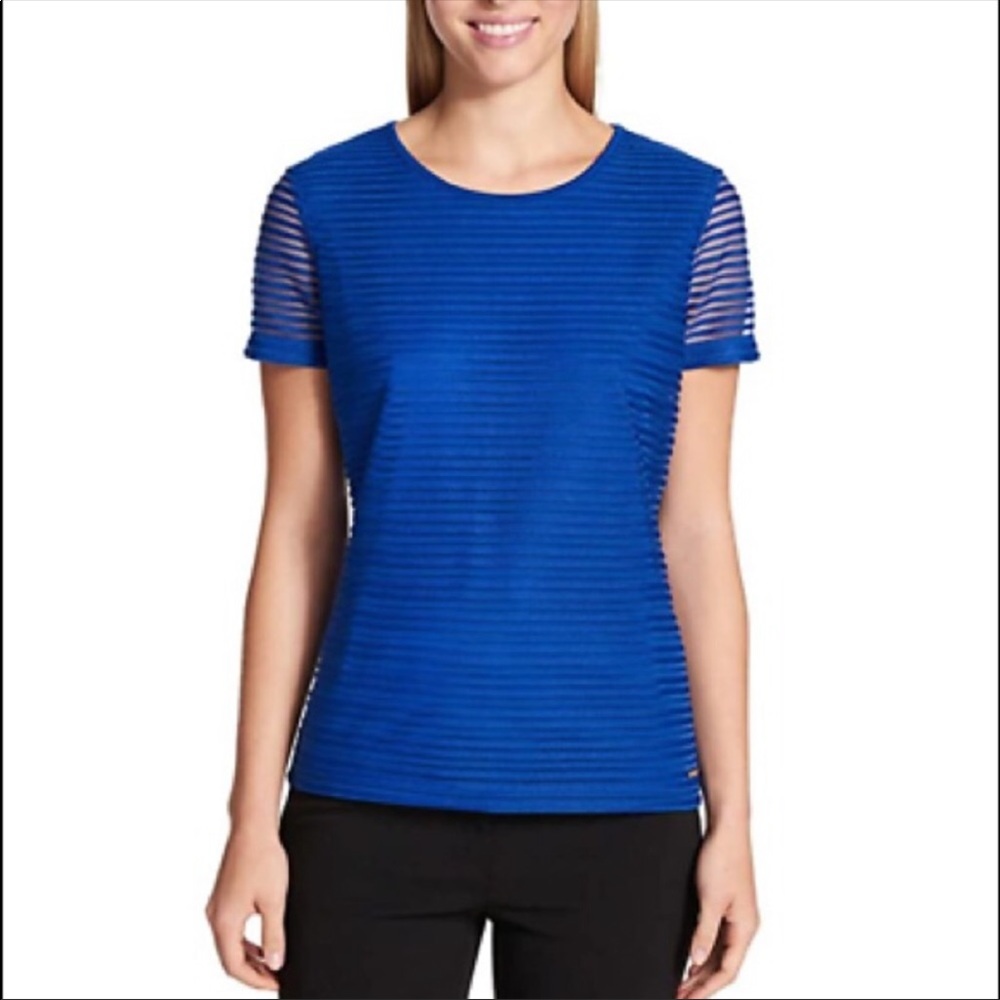 Calvin Klein Size Large Blue Lightweight Stretch Textured Shirt